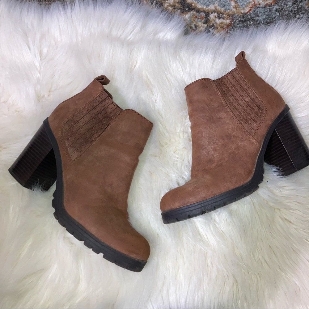 Sam & Libby boots